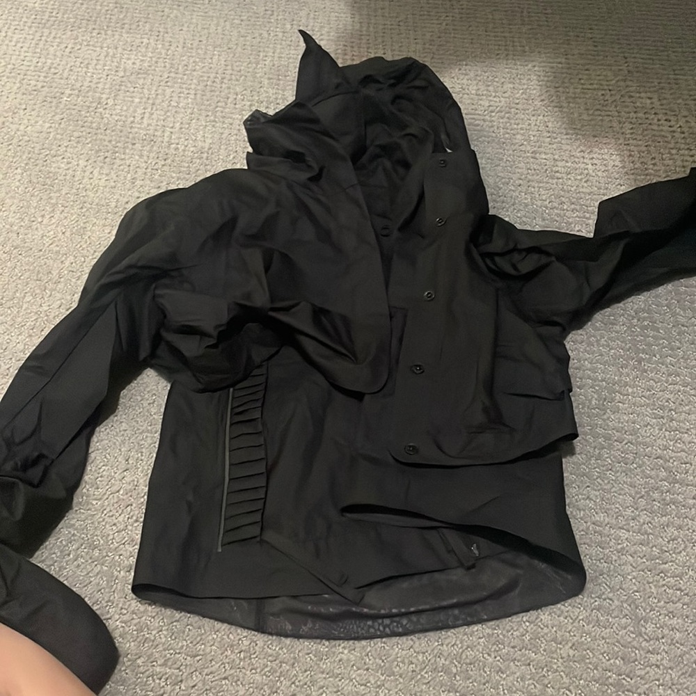 LULULEMON RAIN JACKET AND vest size 6